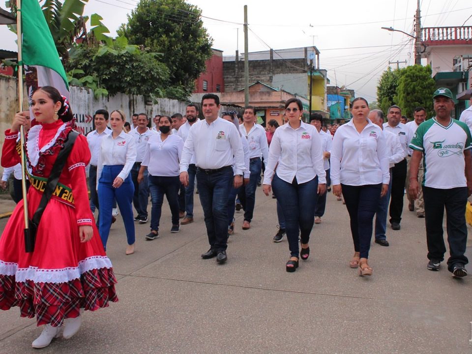 Boletín Desfile Revolución Mexicana